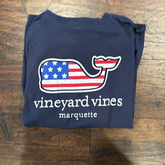 Vineyard Vines Men’s long sleeve shirt size Medium - Picture 2 of 2